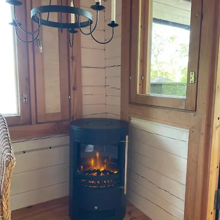 Valkeinen Σπίτι διακοπών *