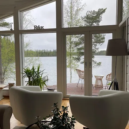 Valkeinen * Nilsiä