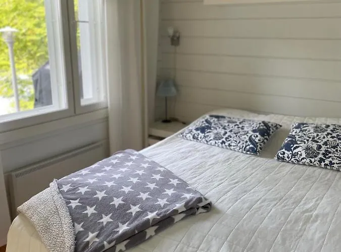 Valkeinen Semesterbostad