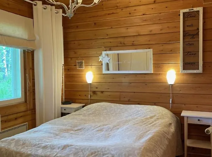 Valkeinen Semesterbostad *