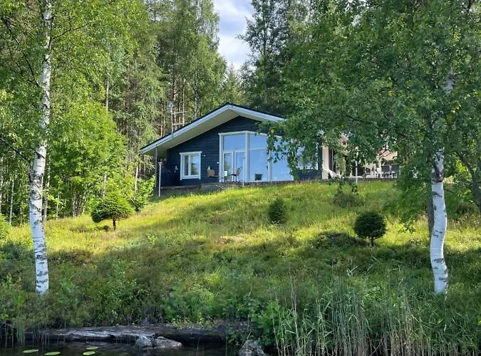 Valkeinen Semesterbostad Nilsiä