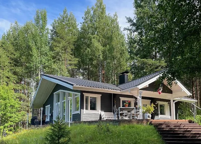 Valkeinen Semesterbostad *